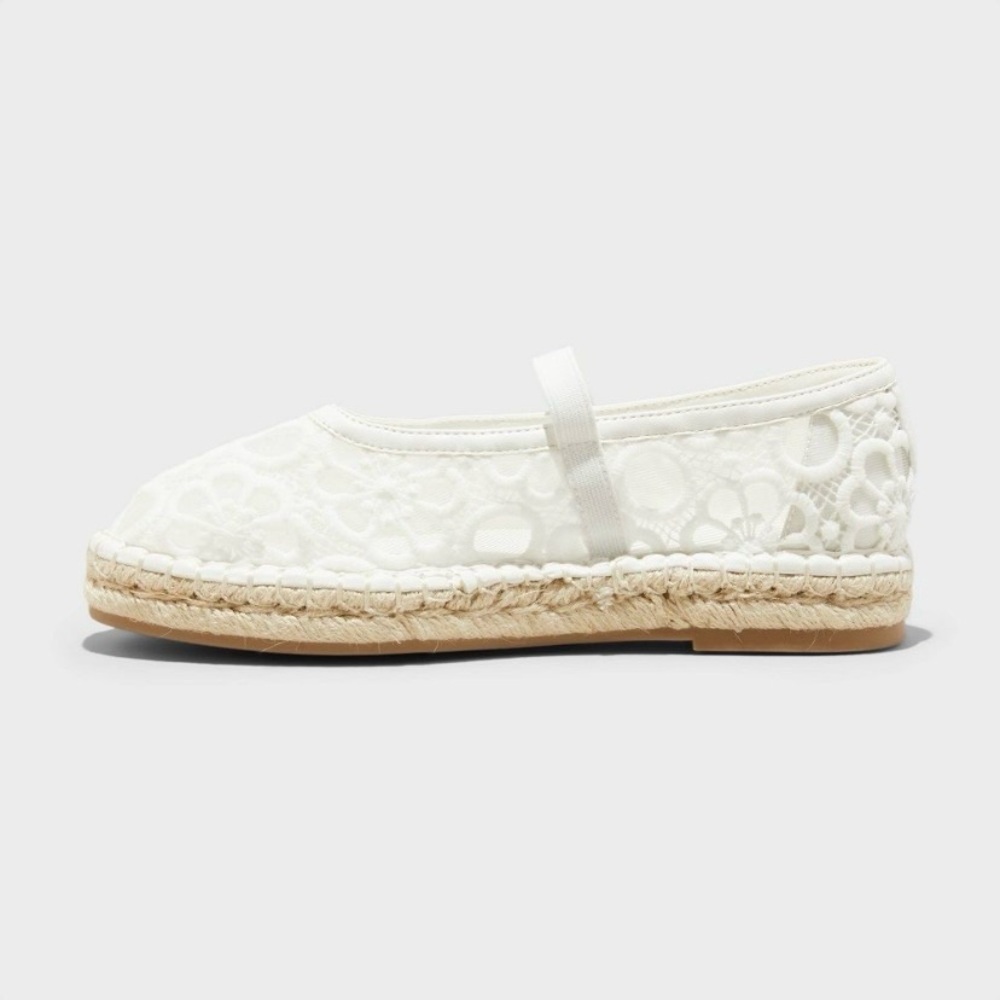 Universal Thread Celia floral lace Mary Jane espadrille flats